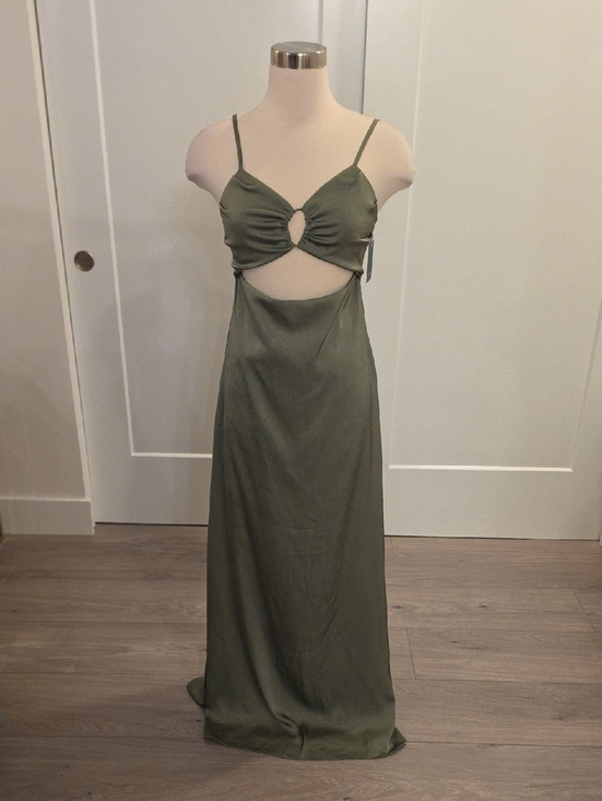 Boamar Dresses & Skirts - Boamar olive color Cutout Maxi Dress with Keyhole Front size S. New with tags